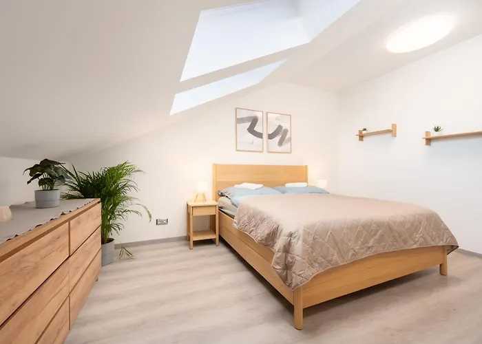Large In A Quiet Area With Terrace & Free Garage *
