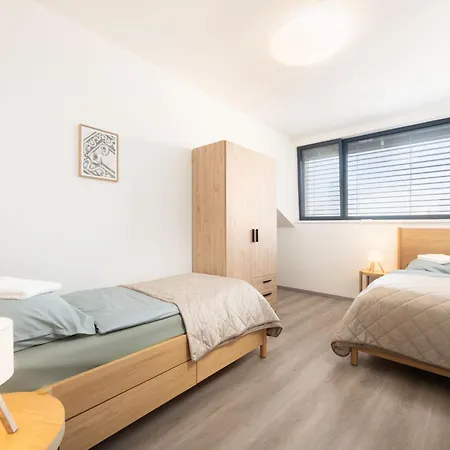 Large In A Quiet Area With Terrace & Free Garage * Brno